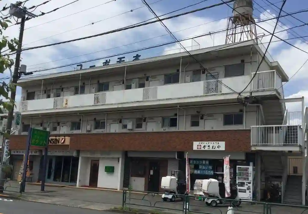 コーポモネ 外観