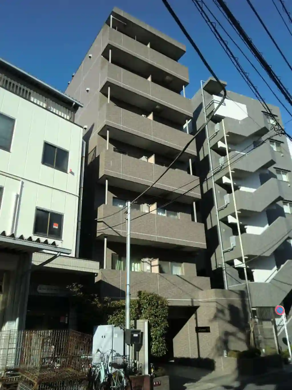 ライジングプレイス町屋 外観