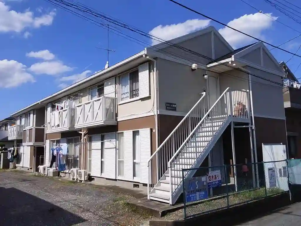 ファミール綾瀬 外観
