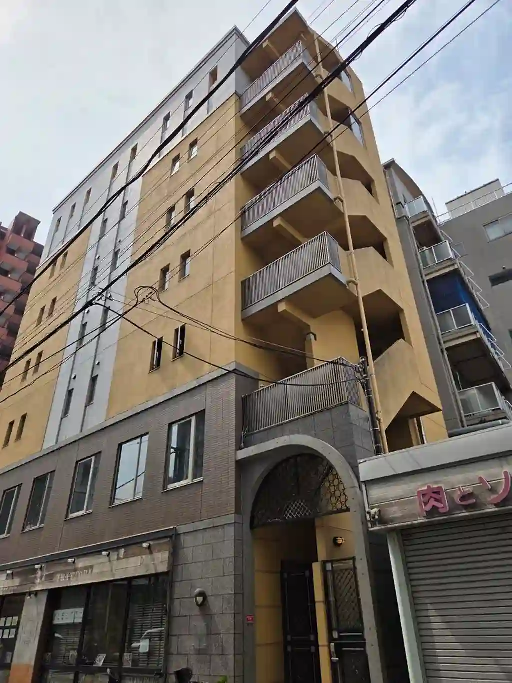 根戸屋ビル 外観
