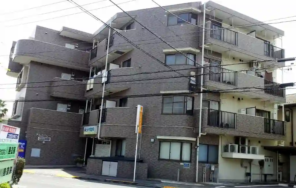 アルコバレーノ 外観