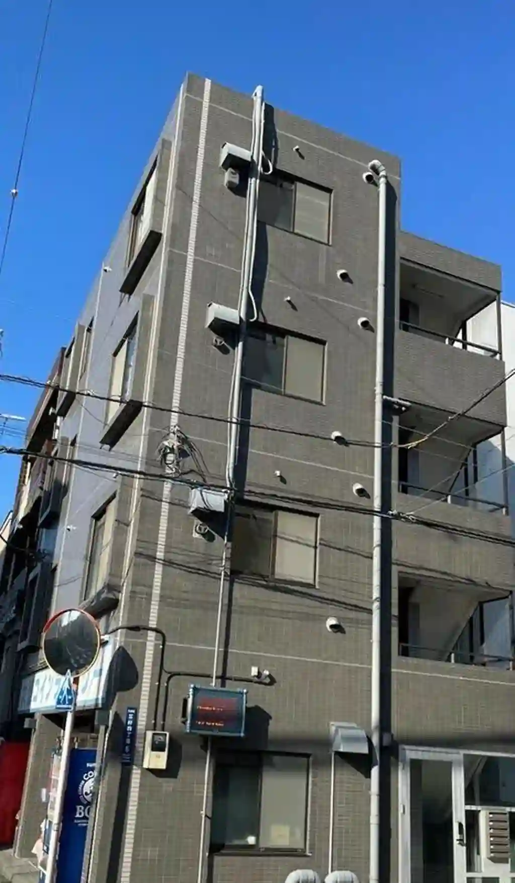 ラサール 外観