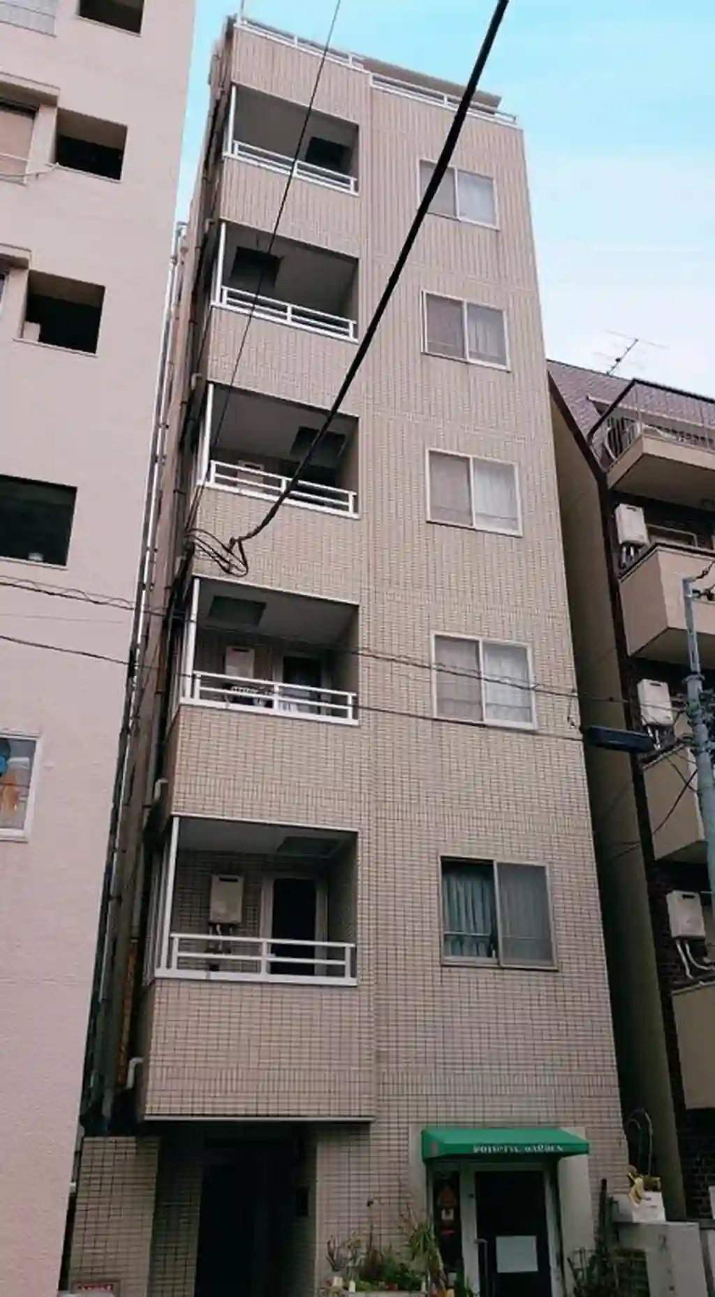ワイエム赤坂 外観