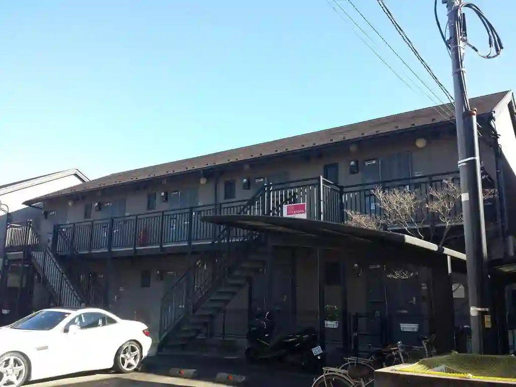 エスコートD館 外観
