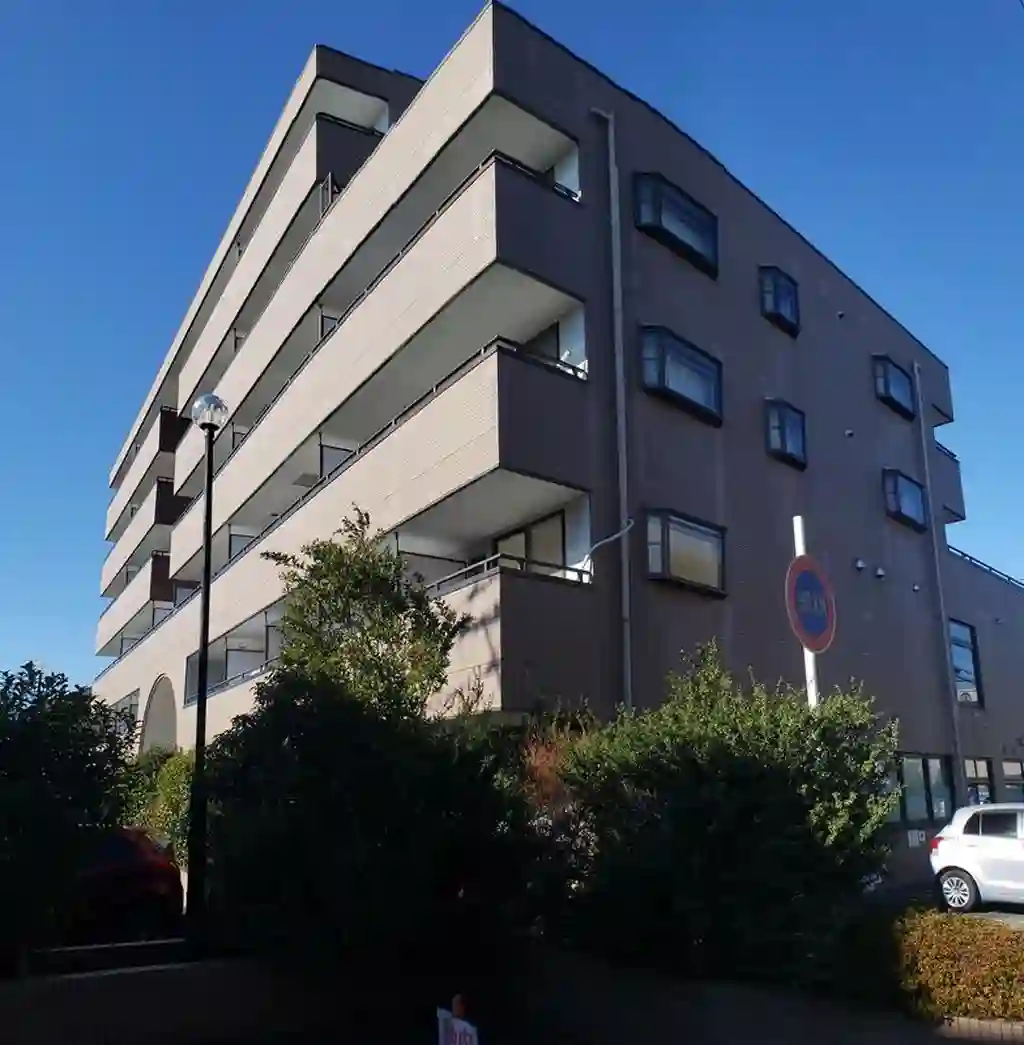 グランドルーシス 外観