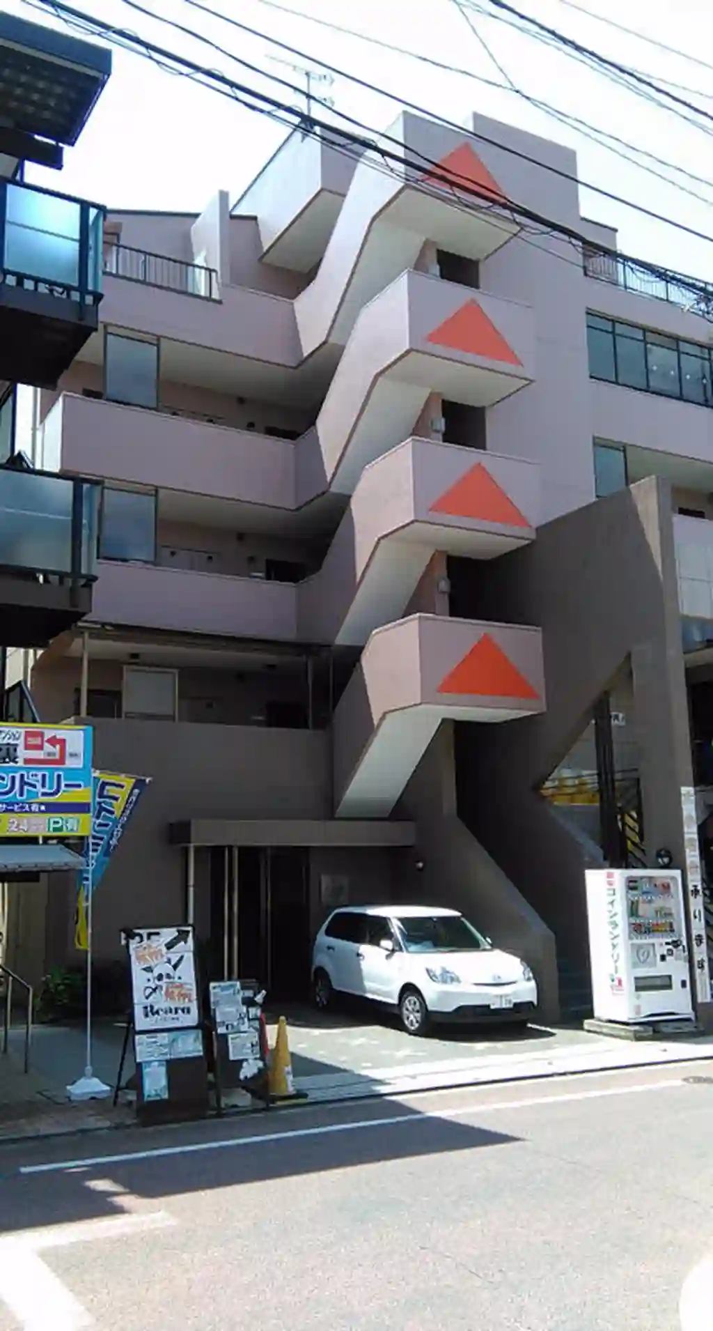 レオパレスサザンクロスプラザ 外観