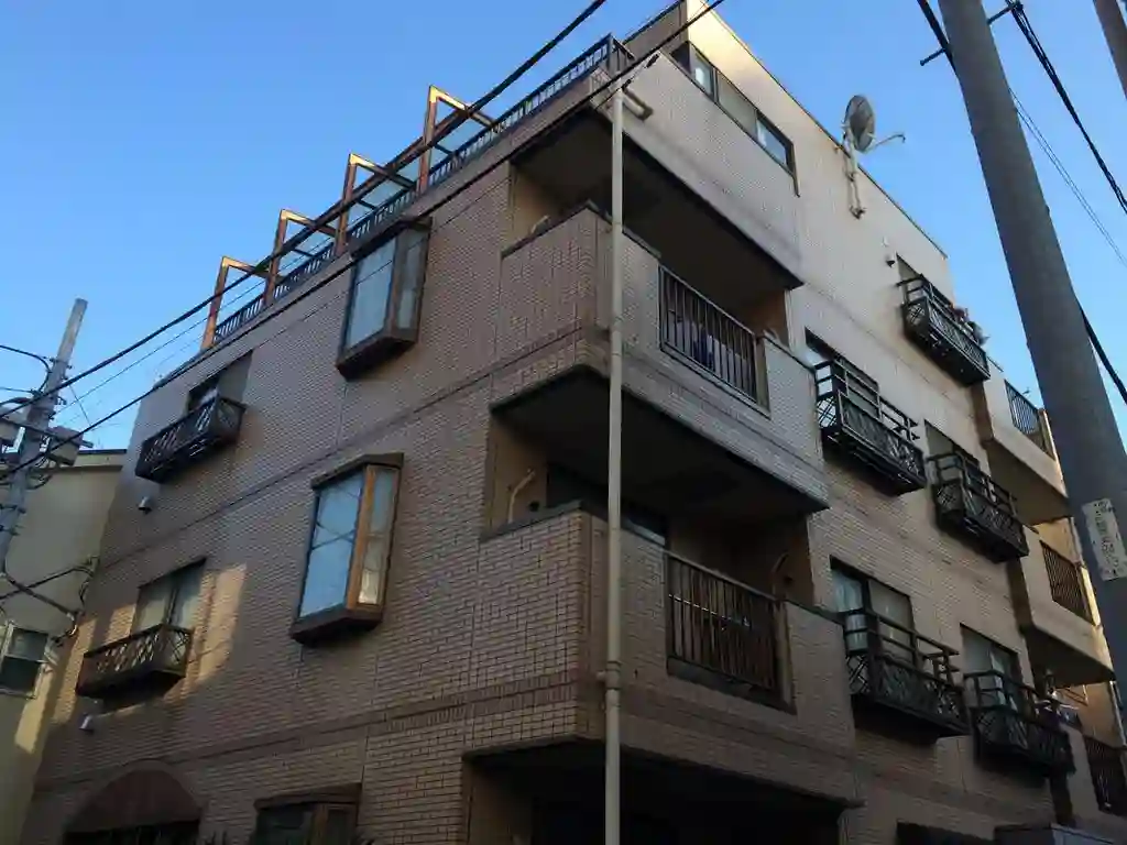 アンルノン・ドゥブル 外観