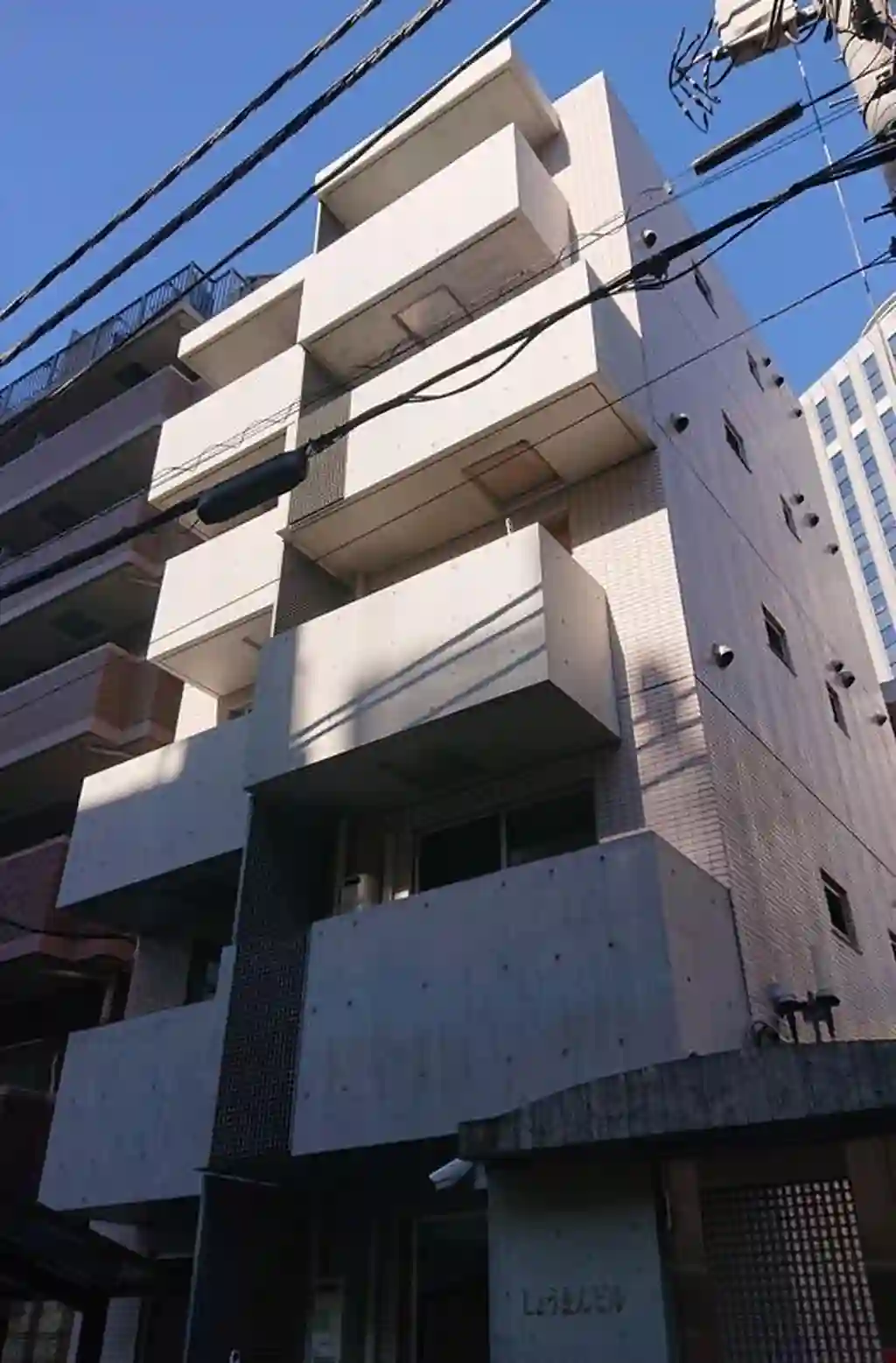 しょうまんビル 外観