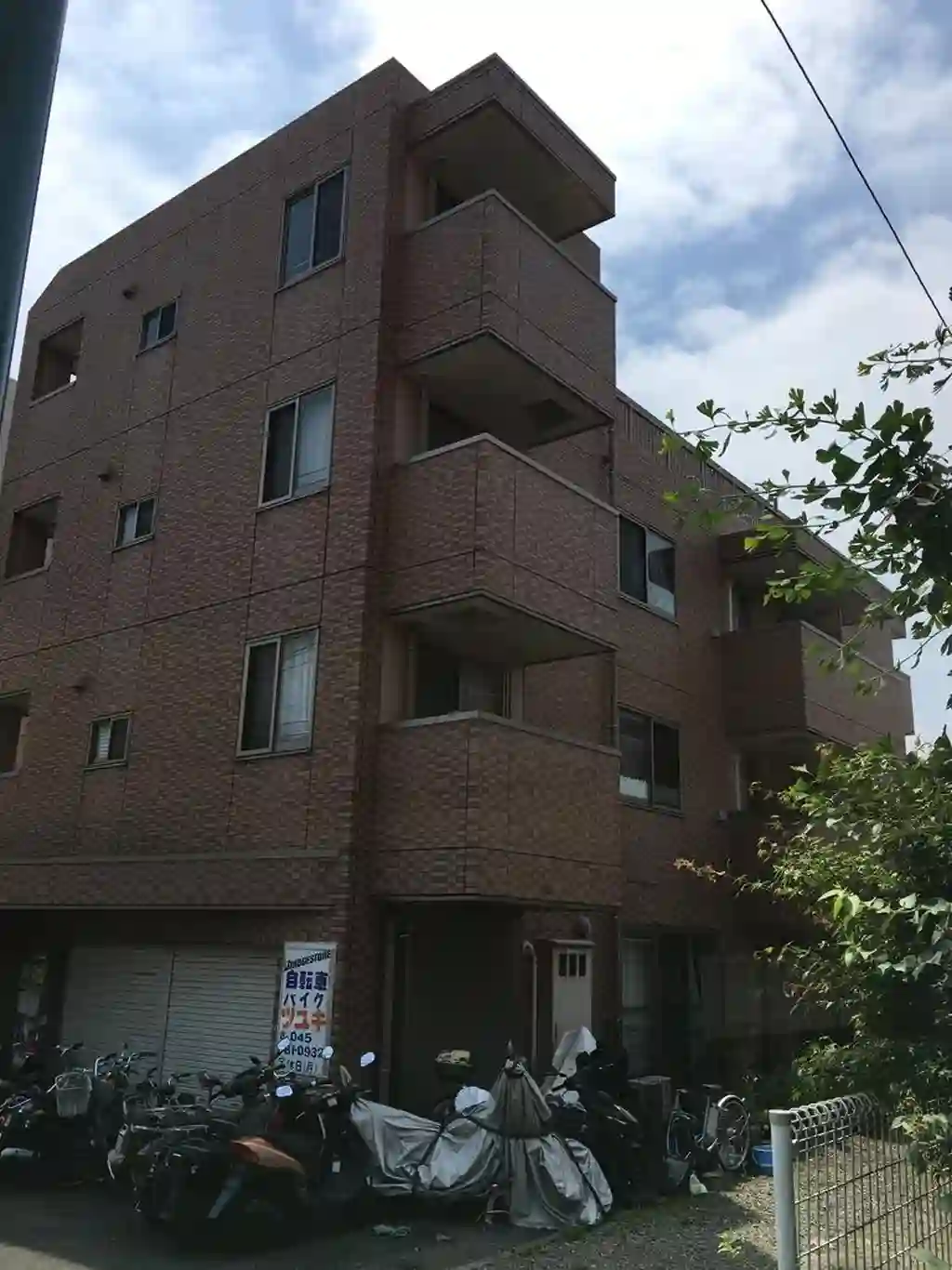 エルミタージュ 外観