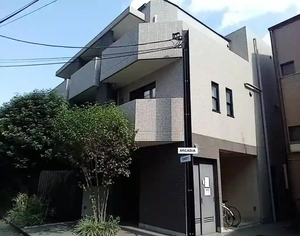 CREST 外観
