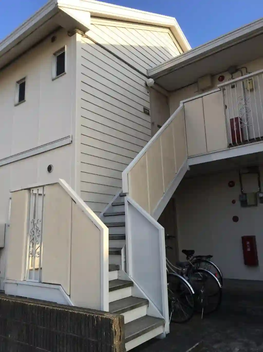 メゾンなかE 外観