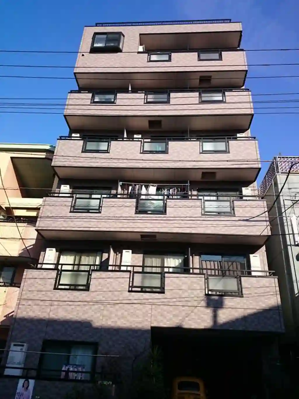 gloriousbuil 外観