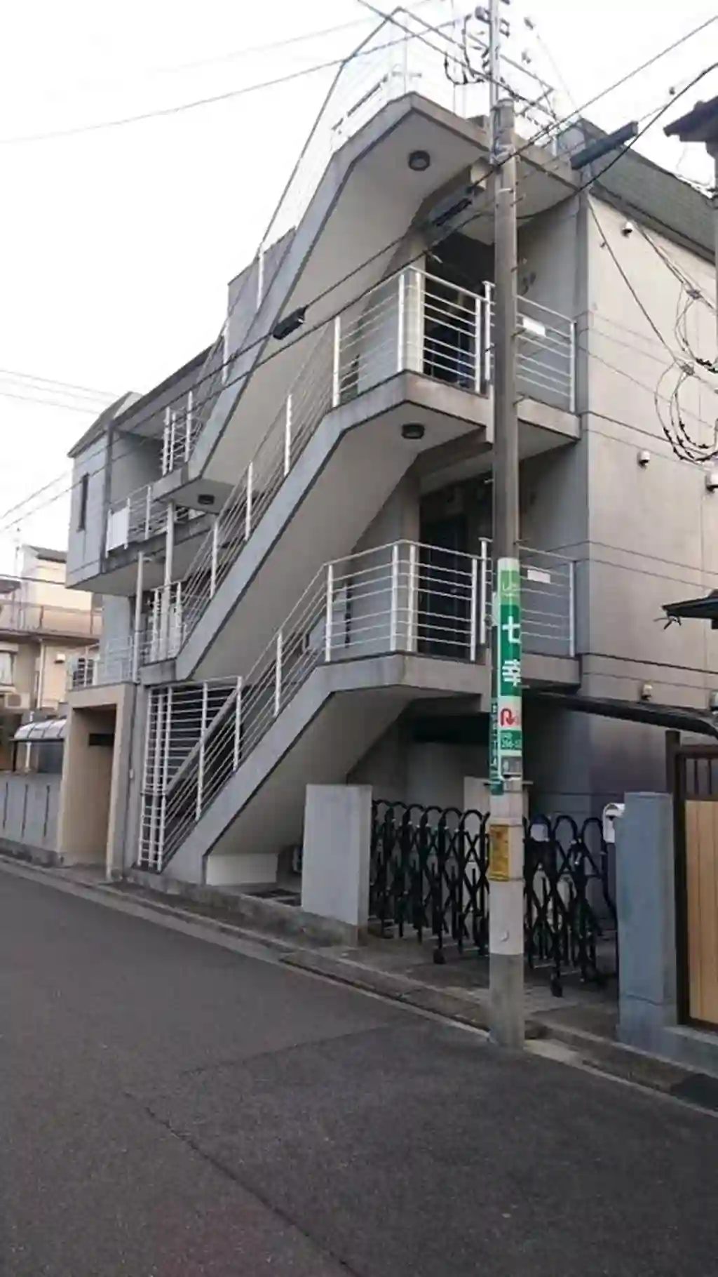 芝中田ハイツ 外観