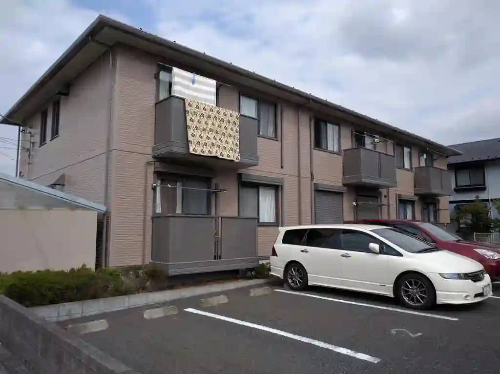 アドラブールII 外観