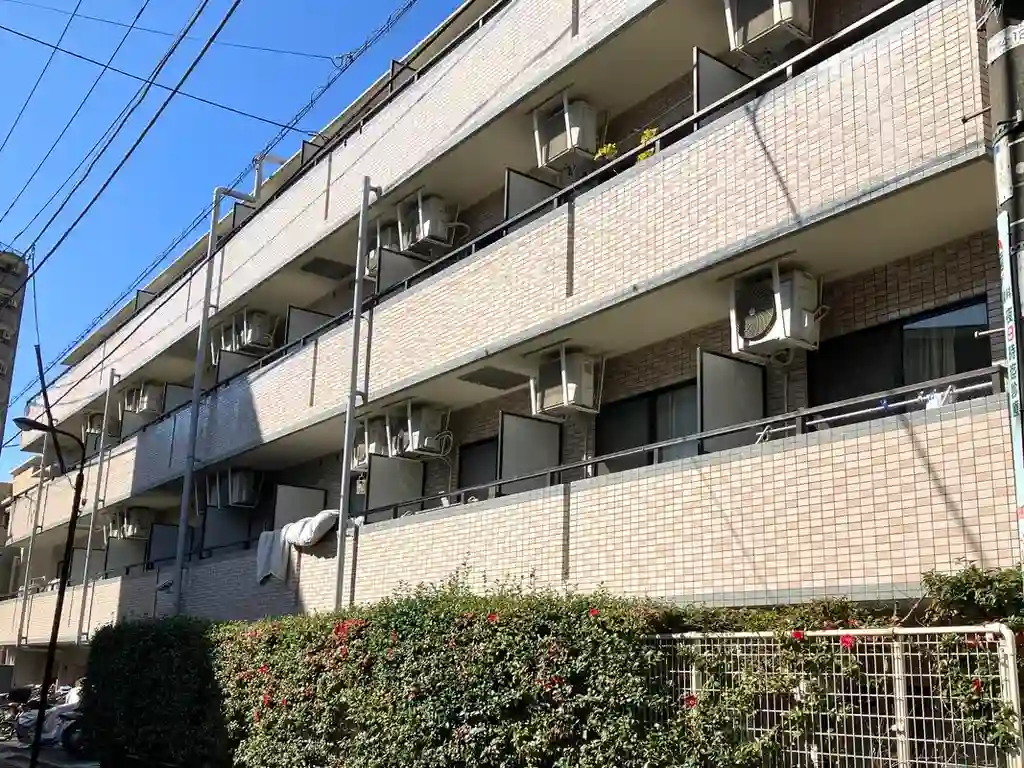 モアエミネンス西新宿 外観