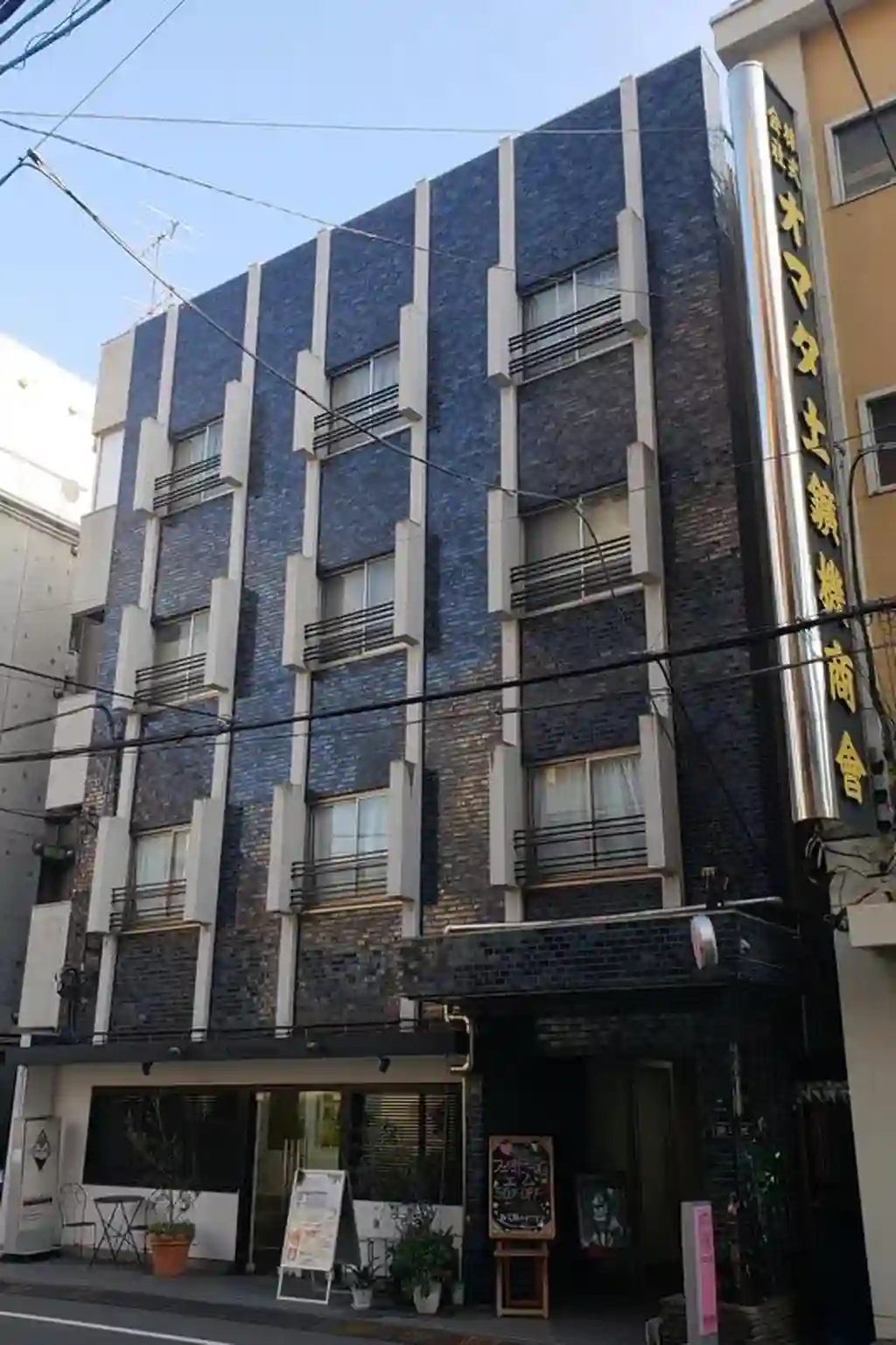 鈴木ビル 外観