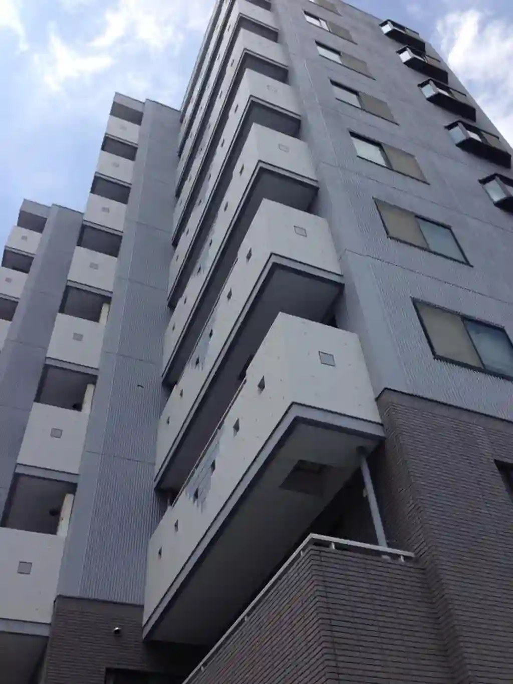 エレガンスタカハシ 外観