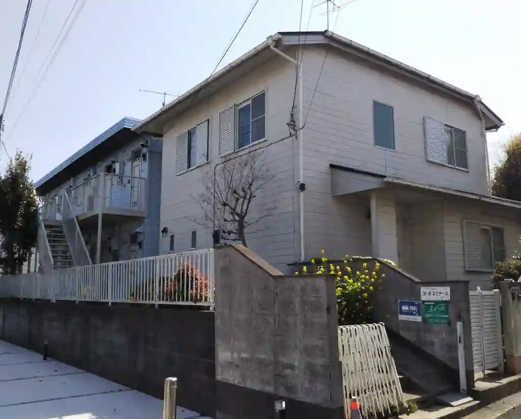 コーポエミナース 外観