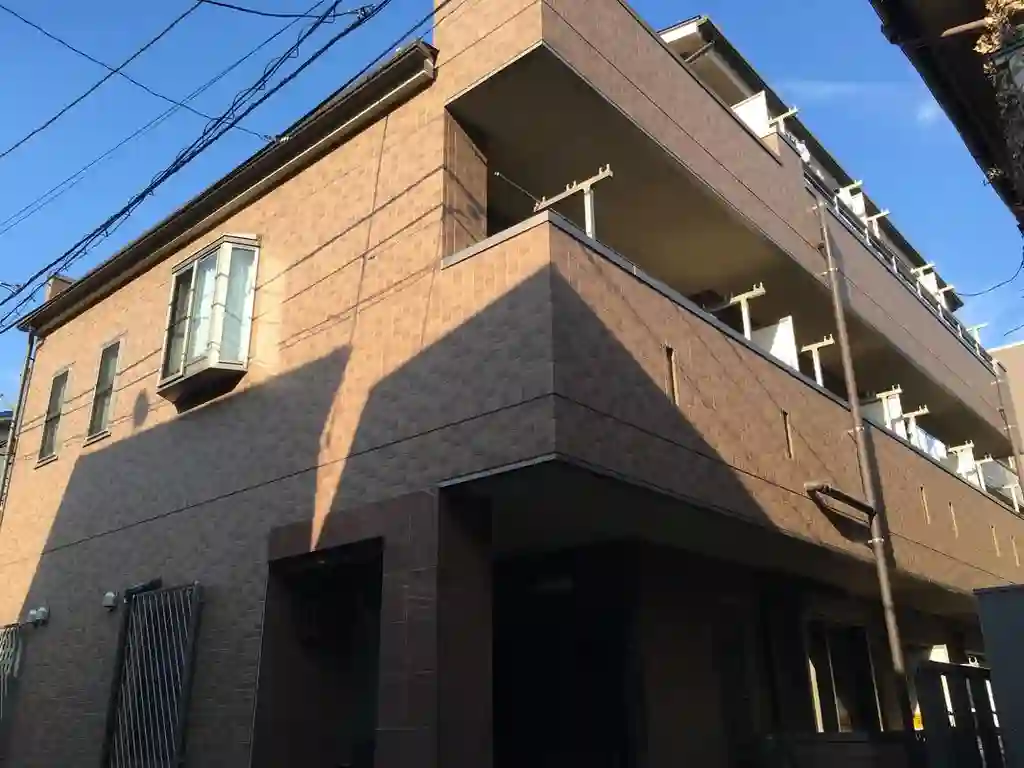 ウエスト&K 外観