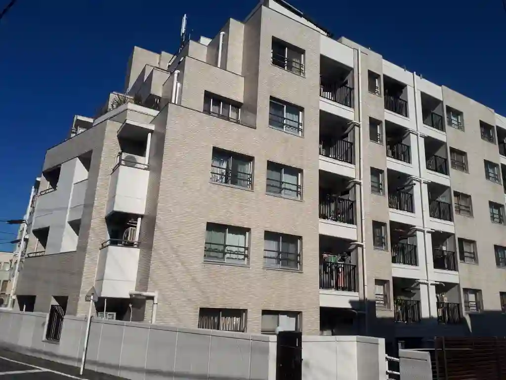 陽輪台・横浜 外観