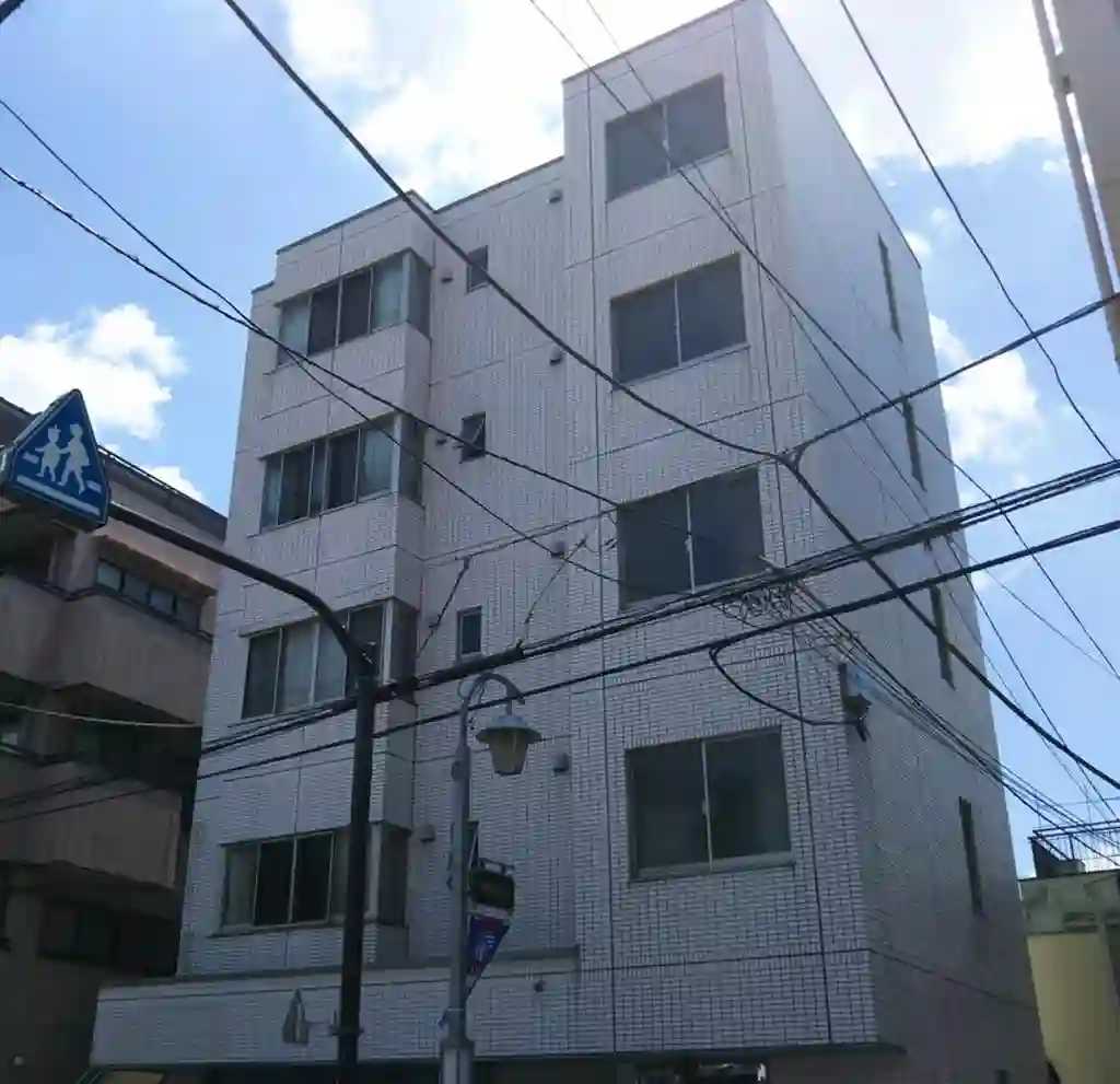 ホワイトヒルズ 外観