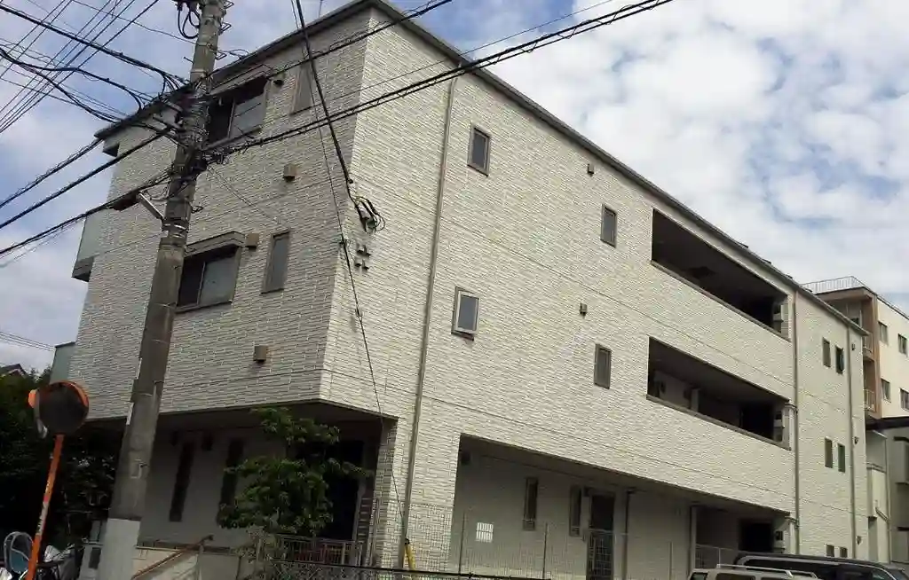 ROMONES 外観