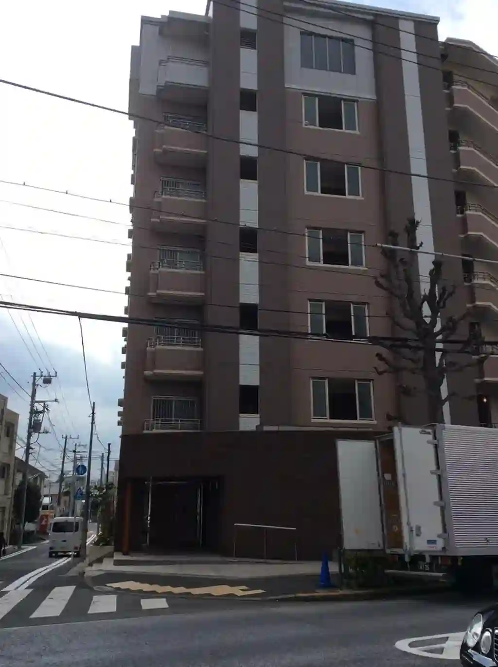 アイランフェル学芸大 外観