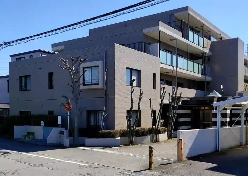 モアステージ日野 外観