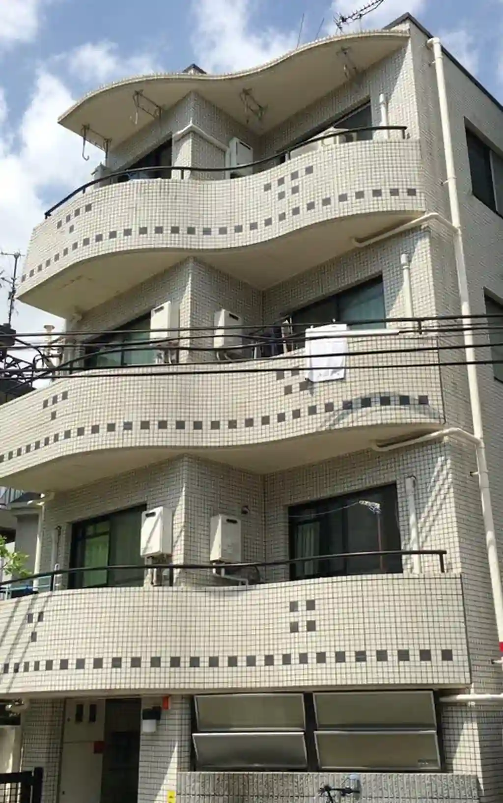 メゾンイズミ 外観