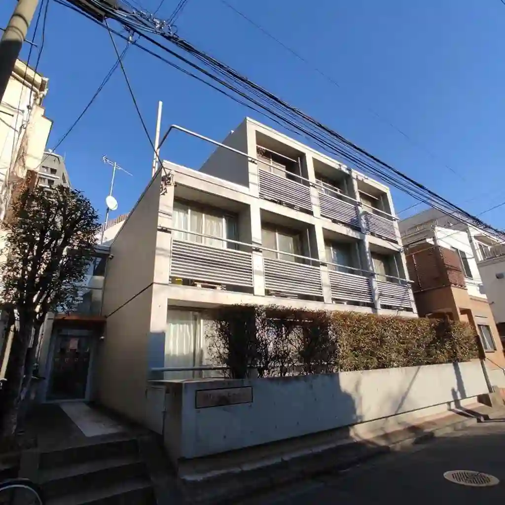 モンクール 外観