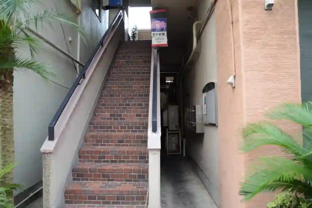 新城駿河ビル 外観