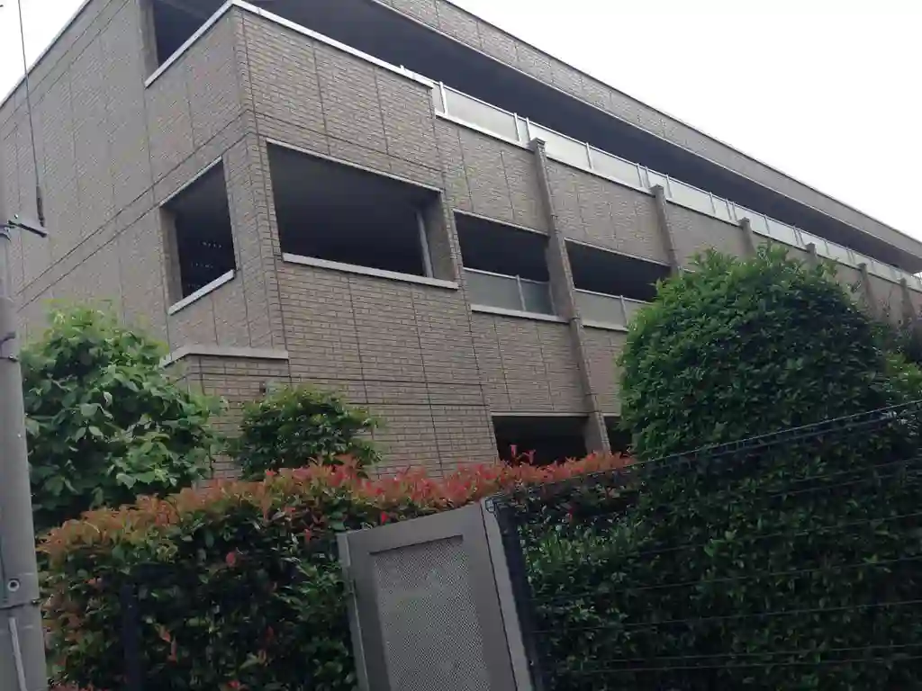 ロイヤルヒルズ武蔵浦和B 外観