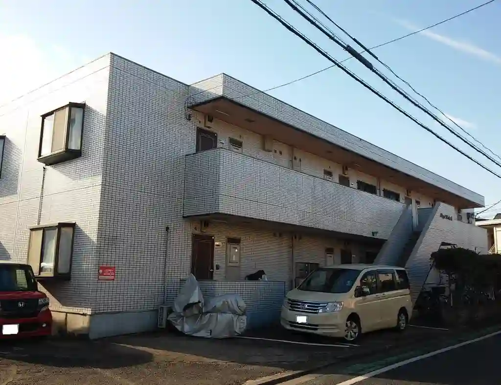 ロイヤルハイム1 外観