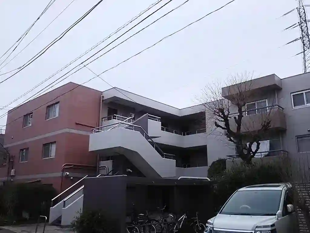 第4プラムハイツ 外観