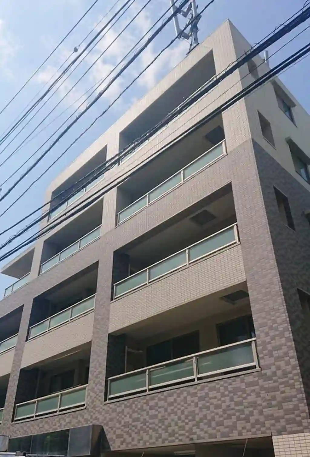 ワールドパレスBESeEM椎名町 外観