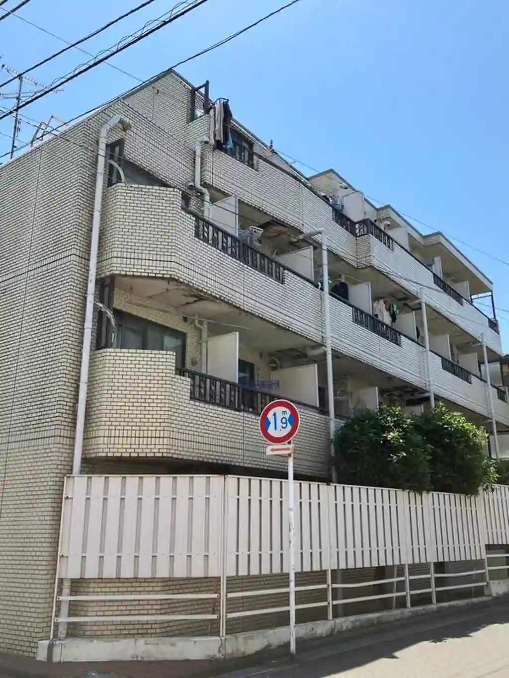 弥生町レッツ 外観