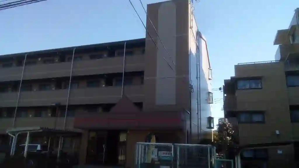ピオニー・III 外観