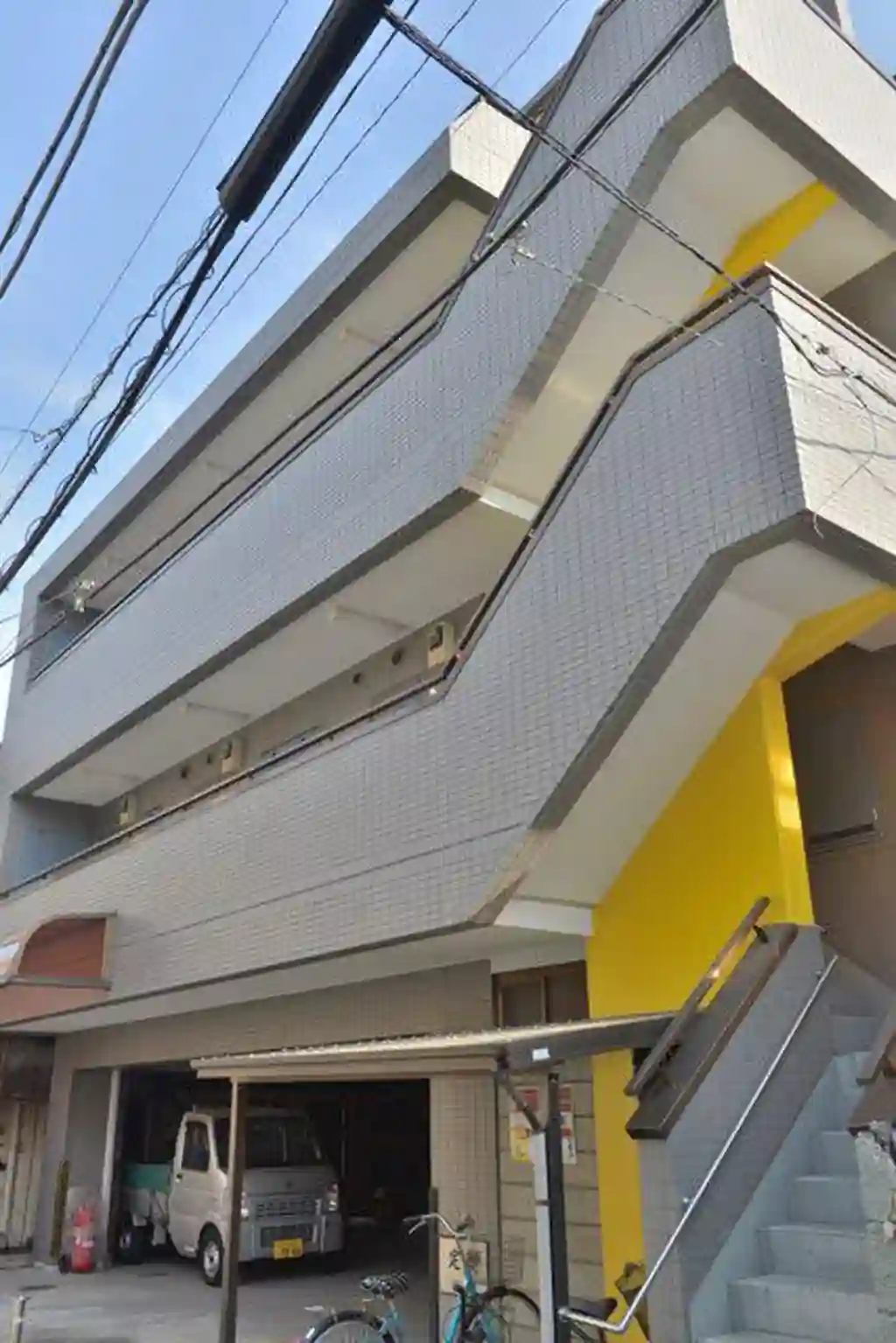 クレスト・EOS関根 外観