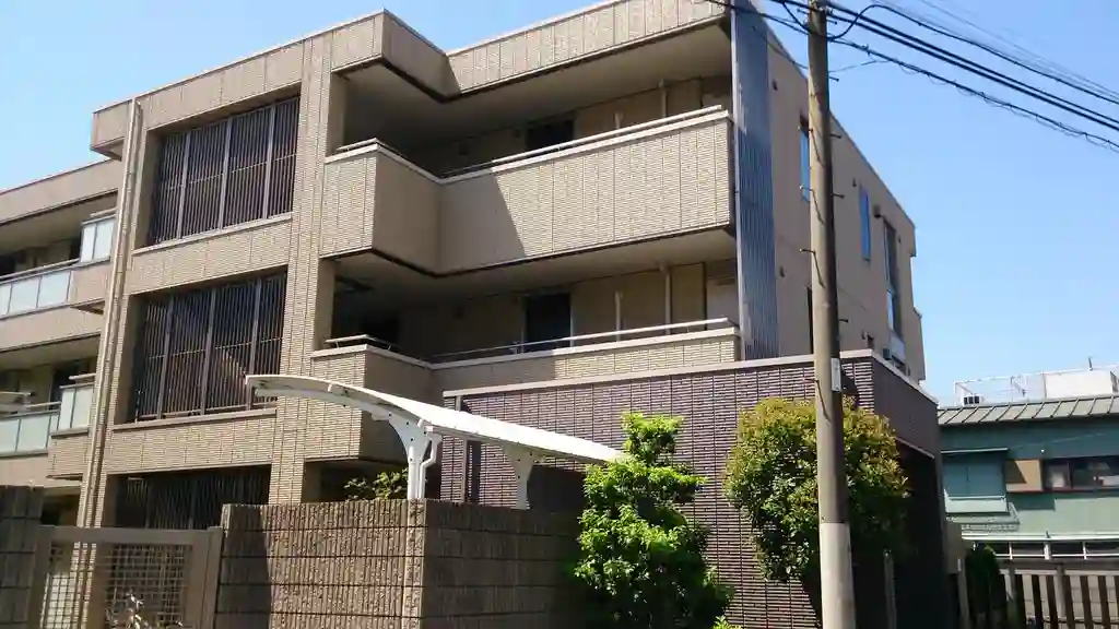 R&A 外観