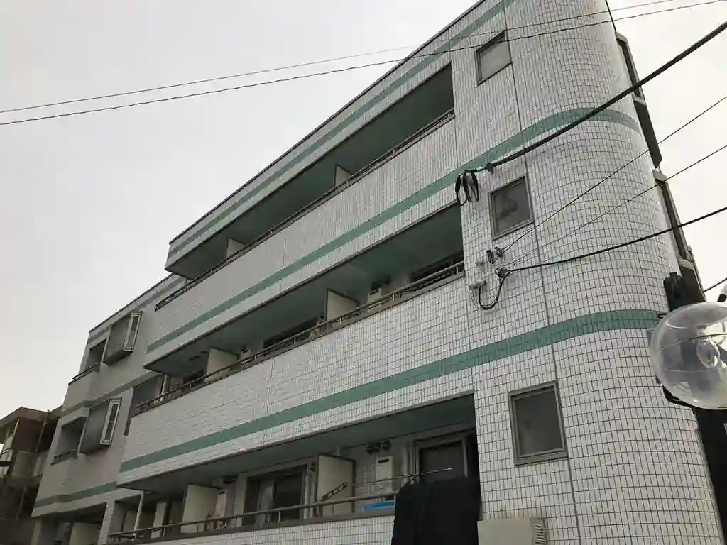 ロイヤルヒルズ 外観