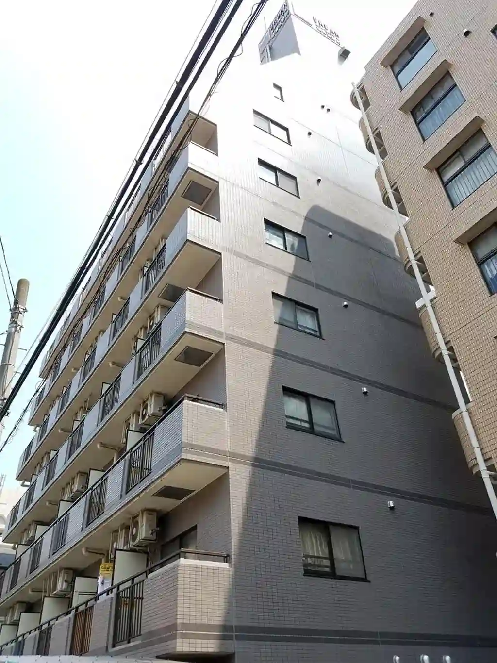 NICEアーバンスピリッツ横浜吉野町 外観