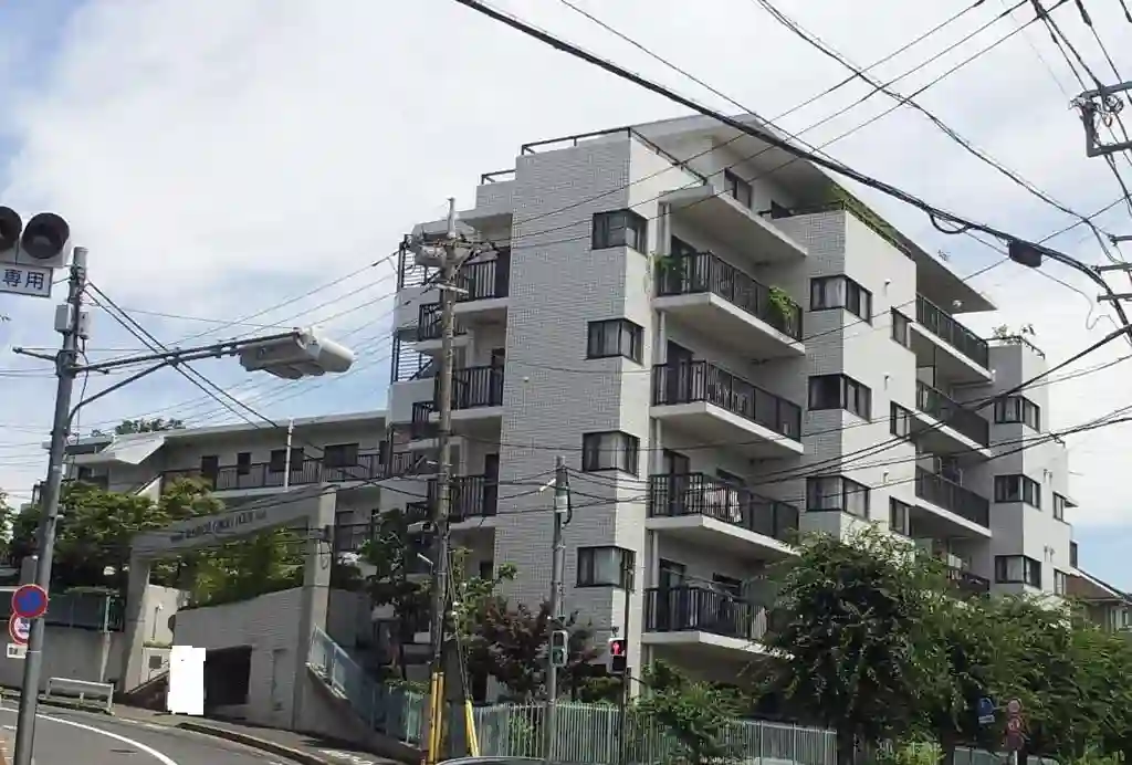 インペリアル国立ガーデンハウス東館 外観