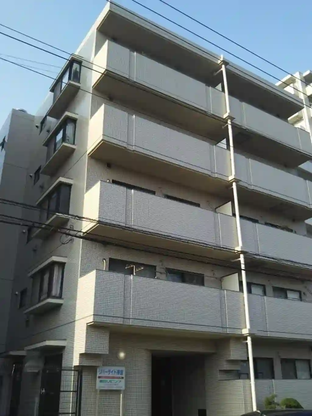 リバーサイド寿館 外観