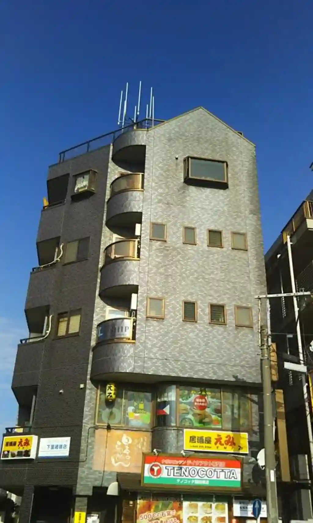 下里ビル 外観