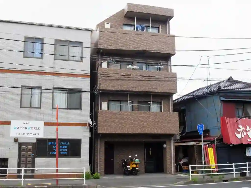 ベルメゾン辰巳 外観