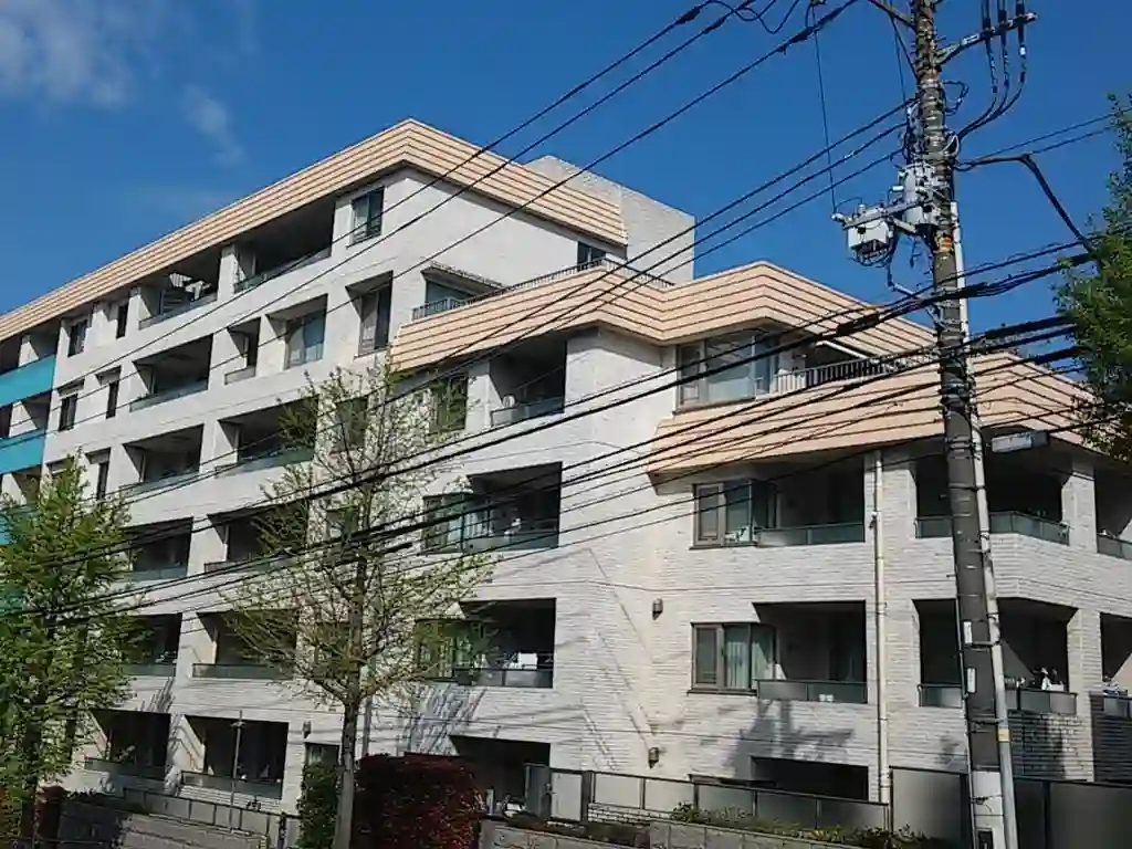 ロイヤルシーズン宮前平 外観
