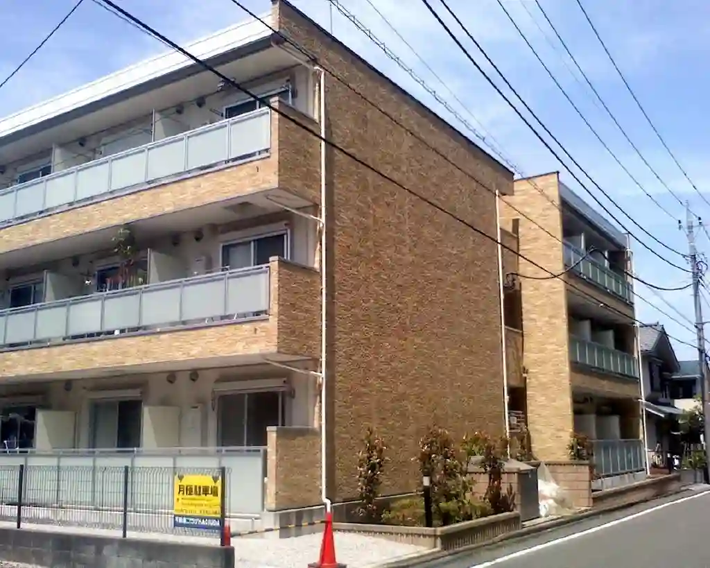 リブリ・クヴェレ 外観