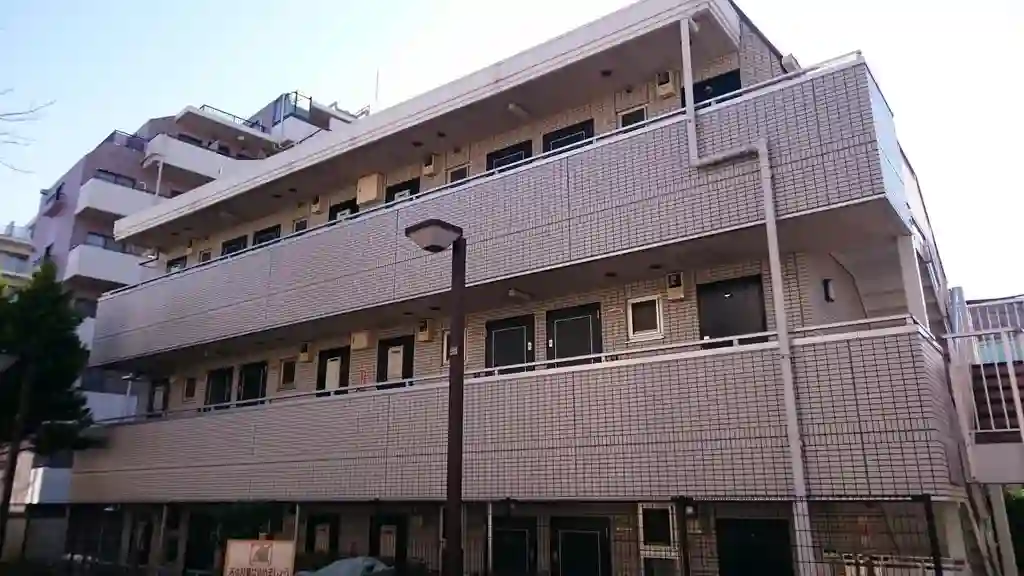 アベニュー二の橋 外観