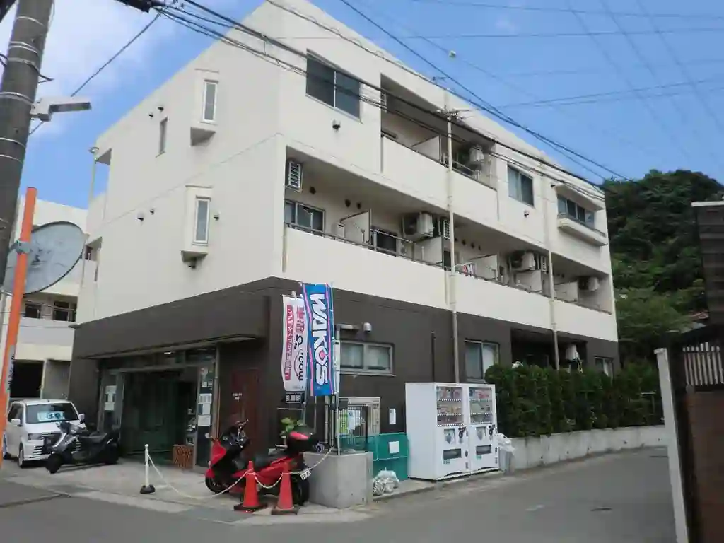 アゼリア鎌倉A棟 外観