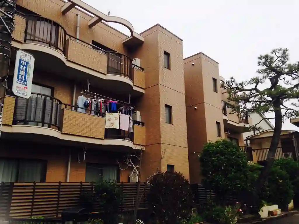 ドミール大里 外観